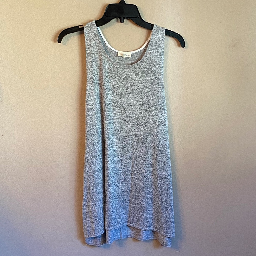 Aritzia Wilfred Free Tank L